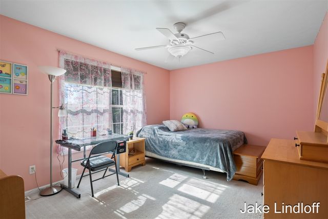 11324 Lindy Drive, Rockford, MI 49341