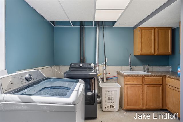 11324 Lindy Drive, Rockford, MI 49341