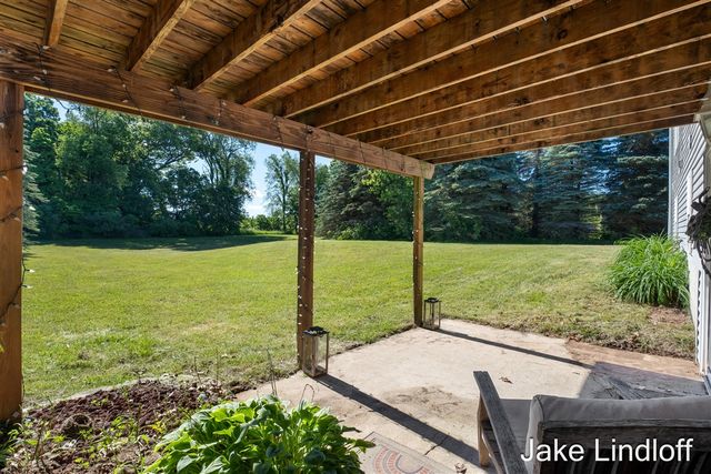 11324 Lindy Drive, Rockford, MI 49341