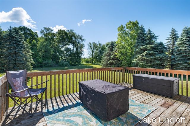 11324 Lindy Drive, Rockford, MI 49341