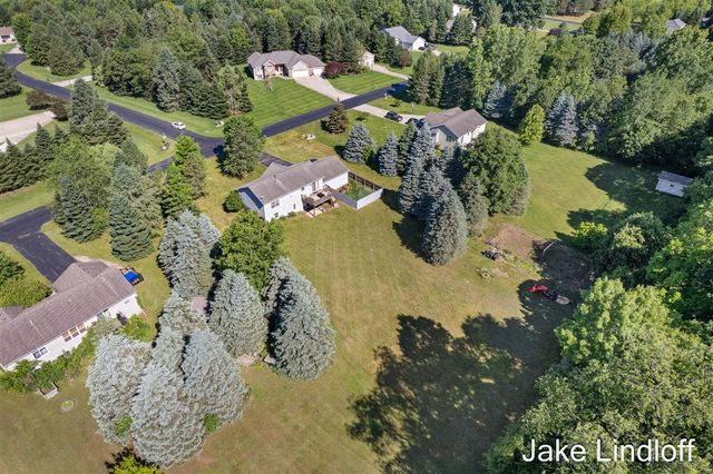 11324 Lindy Drive, Rockford, MI 49341
