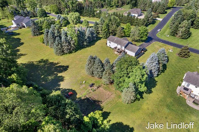 11324 Lindy Drive, Rockford, MI 49341