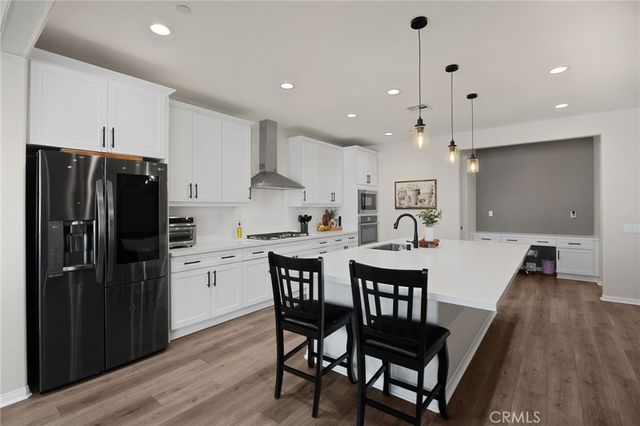 16647 Evelyn Place, Lake Elsinore, CA 92530