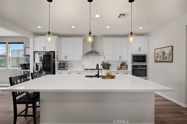 16647 Evelyn Place, Lake Elsinore, CA 92530