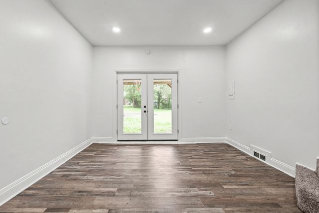 203 Jordan Rd, Clarksville, TN 37042