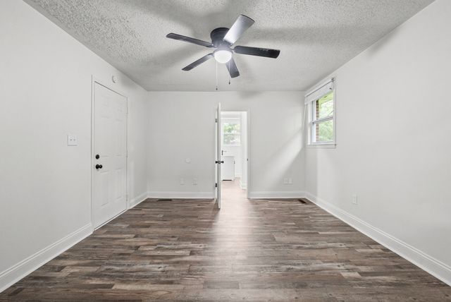 203 Jordan Rd, Clarksville, TN 37042