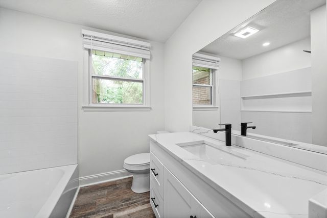 203 Jordan Rd, Clarksville, TN 37042