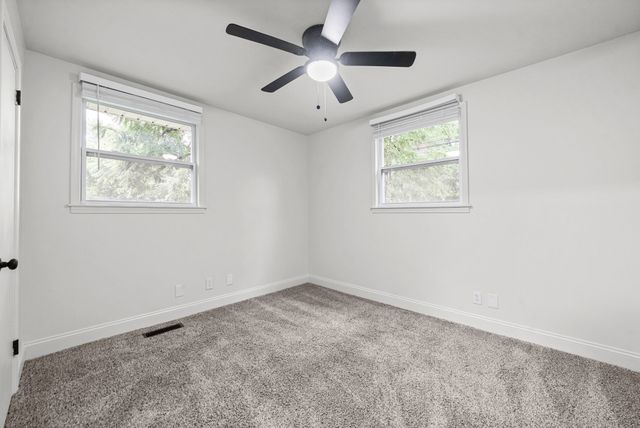 203 Jordan Rd, Clarksville, TN 37042