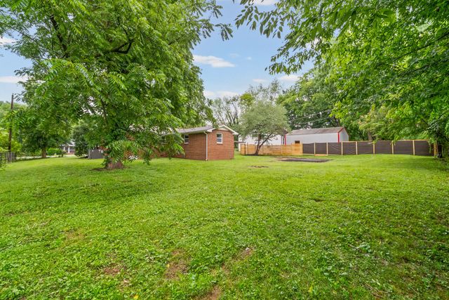 203 Jordan Rd, Clarksville, TN 37042