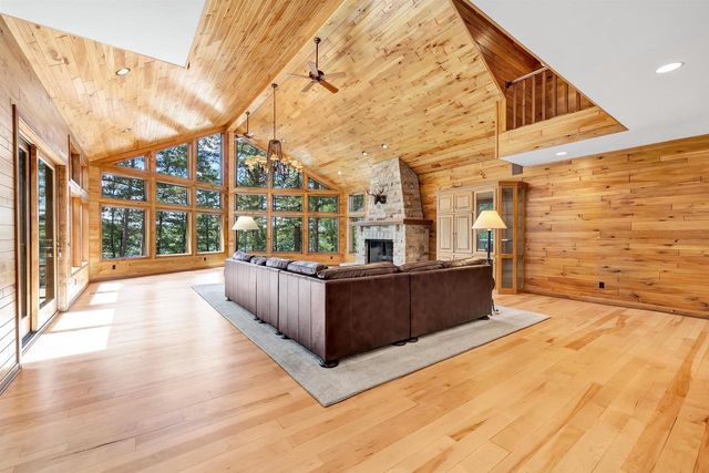 N2950 WHITE PINE LANE, Waupaca, WI 54981