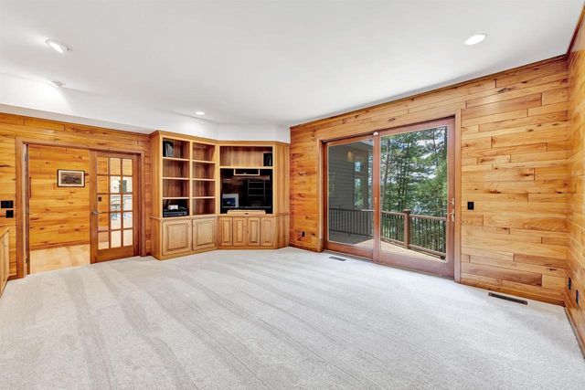 N2950 WHITE PINE LANE, Waupaca, WI 54981