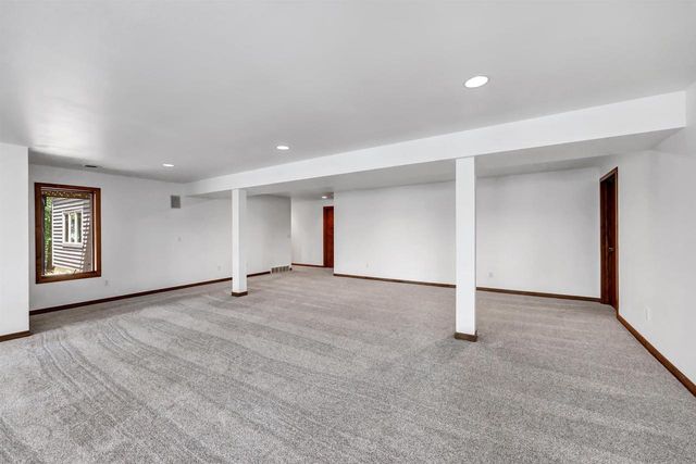 N2950 WHITE PINE LANE, Waupaca, WI 54981