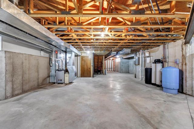 N2950 WHITE PINE LANE, Waupaca, WI 54981
