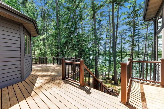 N2950 WHITE PINE LANE, Waupaca, WI 54981