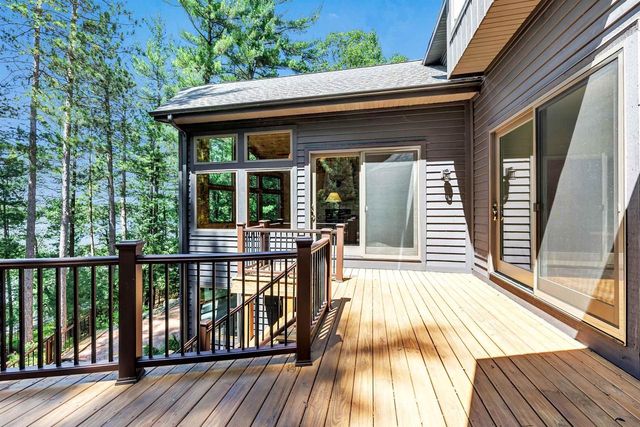 N2950 WHITE PINE LANE, Waupaca, WI 54981