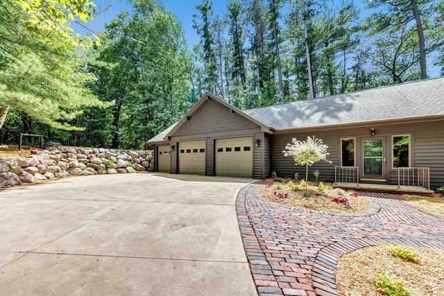 N2950 WHITE PINE LANE, Waupaca, WI 54981