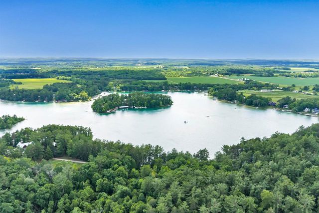N2950 WHITE PINE LANE, Waupaca, WI 54981