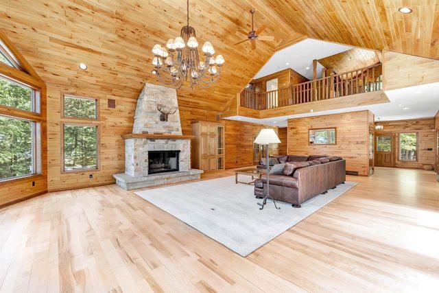 N2950 WHITE PINE LANE, Waupaca, WI 54981