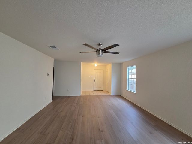 9918 SHADY MDWS, San Antonio, TX 78245