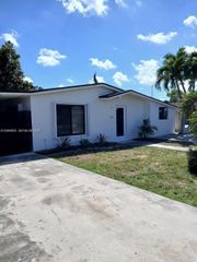 630 SE 3rd Place, Hialeah, FL 33010