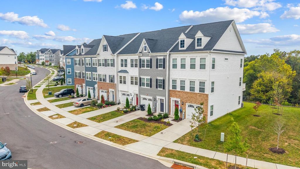 2046 IVORY BROOK RD, Baltimore, MD 21244