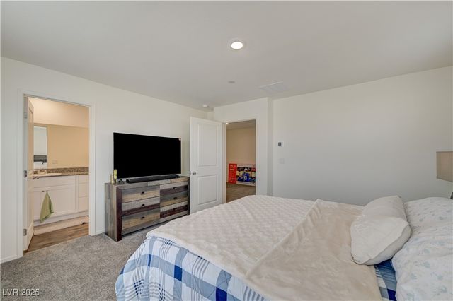 360 Summer Sparrow Avenue 360, Henderson, NV 89011