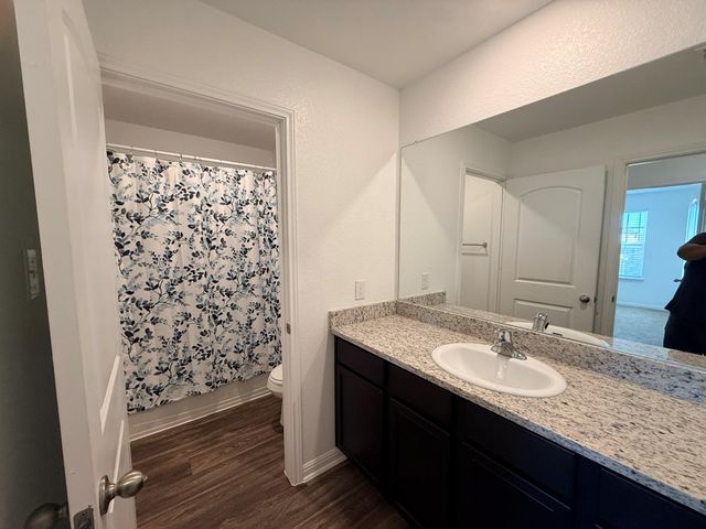 125 Riverdale DR, Jarrell, TX 76537