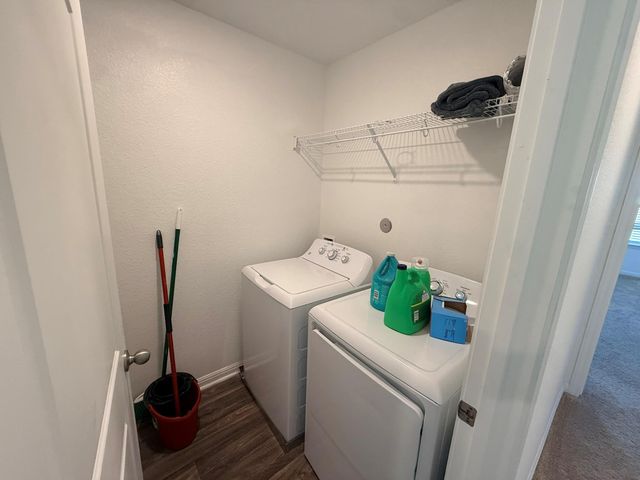 125 Riverdale DR, Jarrell, TX 76537