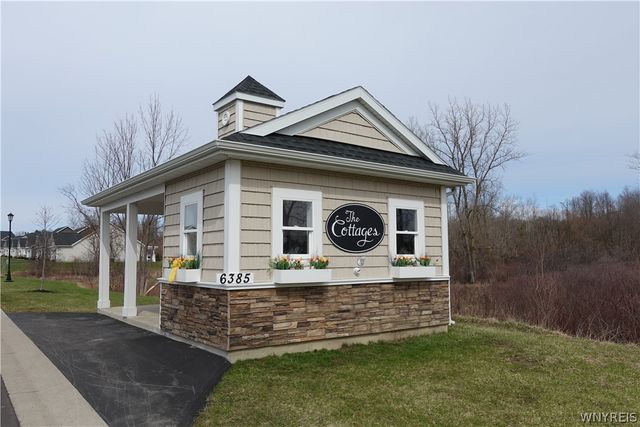 6385 Boston State Road 45, Hamburg, NY 14075