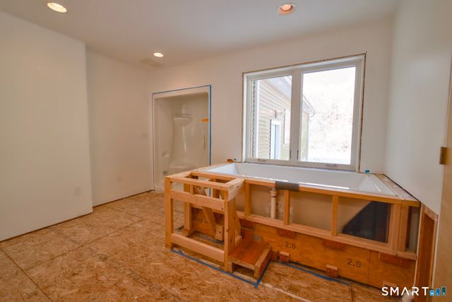 15R Clark Road, Durham, CT 06422