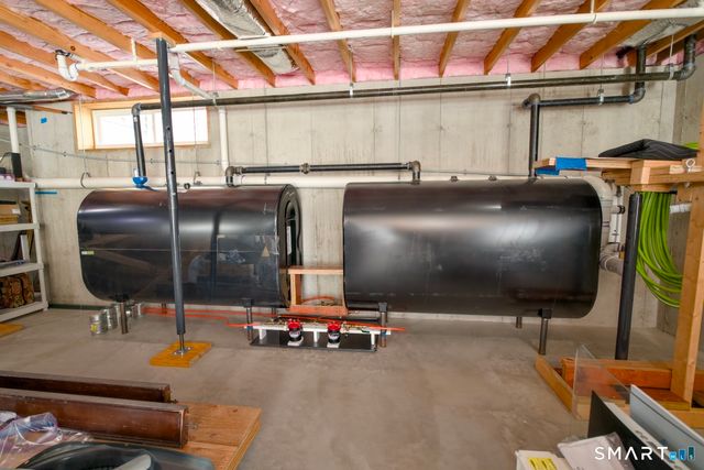 15R Clark Road, Durham, CT 06422