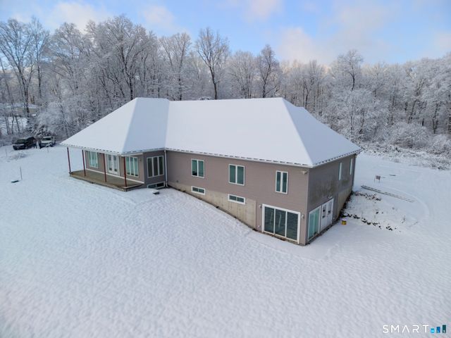 15R Clark Road, Durham, CT 06422