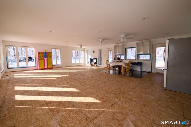 15R Clark Road, Durham, CT 06422