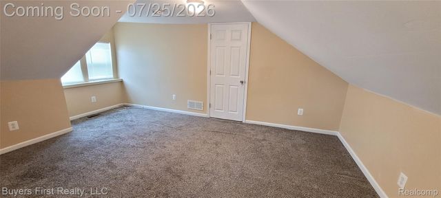 7052 Meadow Avenue, Warren, MI 48091