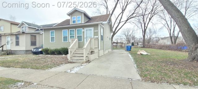 7052 Meadow Avenue, Warren, MI 48091