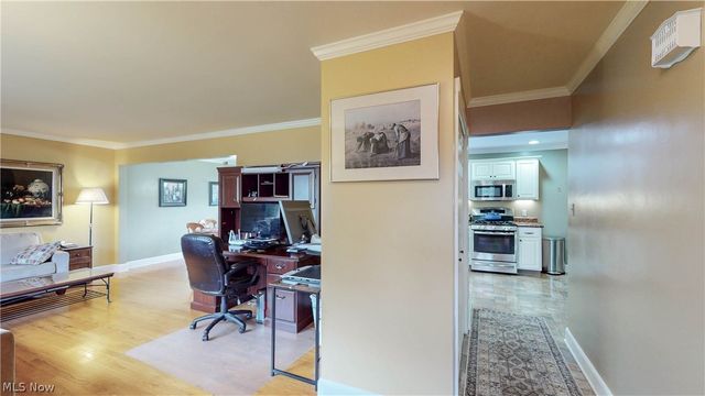 215 Grayling Drive, Fairlawn, OH 44333