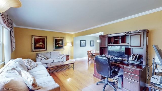 215 Grayling Drive, Fairlawn, OH 44333