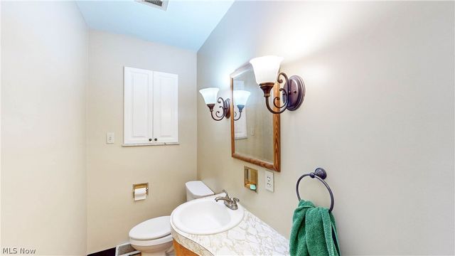 215 Grayling Drive, Fairlawn, OH 44333