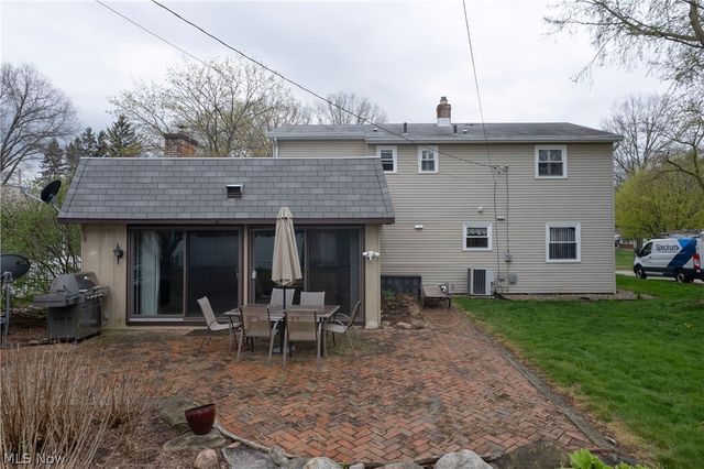 215 Grayling Drive, Fairlawn, OH 44333