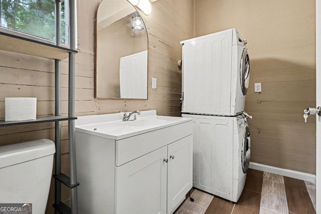 203 Kenwood Road, Fayetteville, GA 30214