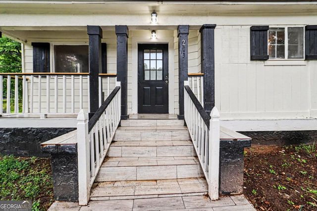 203 Kenwood Road, Fayetteville, GA 30214