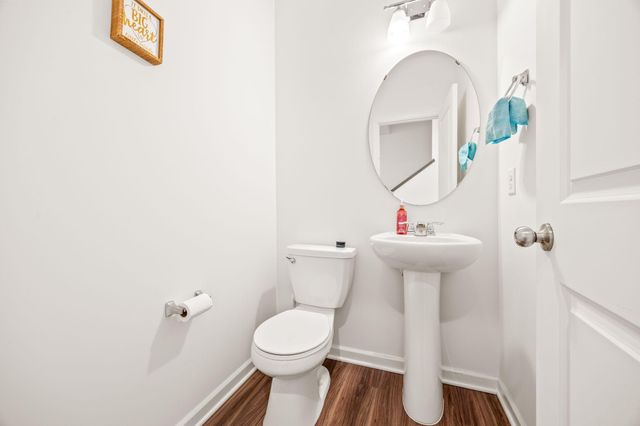 7167 Walnut Grove Way N, Maple Grove, MN 55311