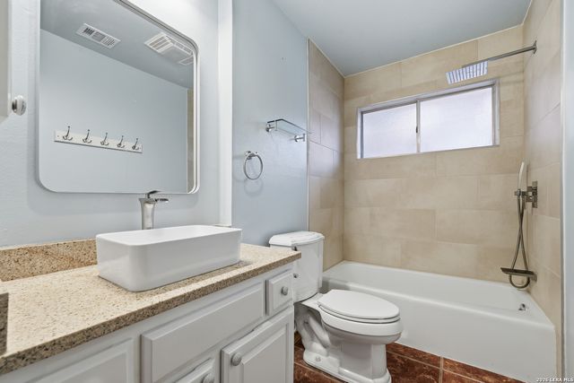 117 De Vaca, Universal City, TX 78148