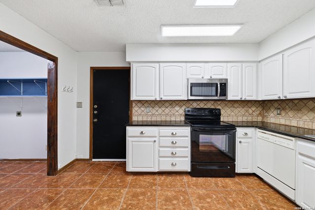 117 De Vaca, Universal City, TX 78148