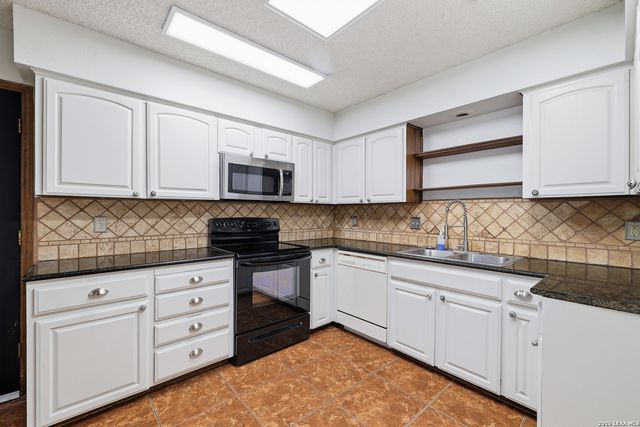 117 De Vaca, Universal City, TX 78148