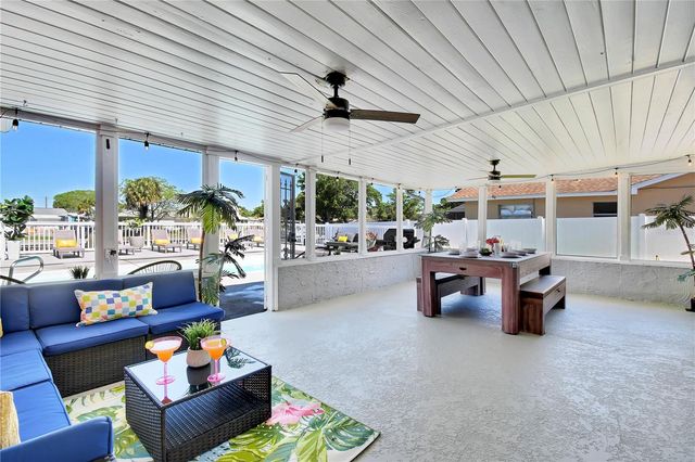 5730 IMPERIAL KEY, Tampa, FL 33615