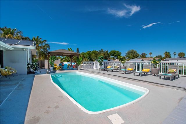 5730 IMPERIAL KEY, Tampa, FL 33615