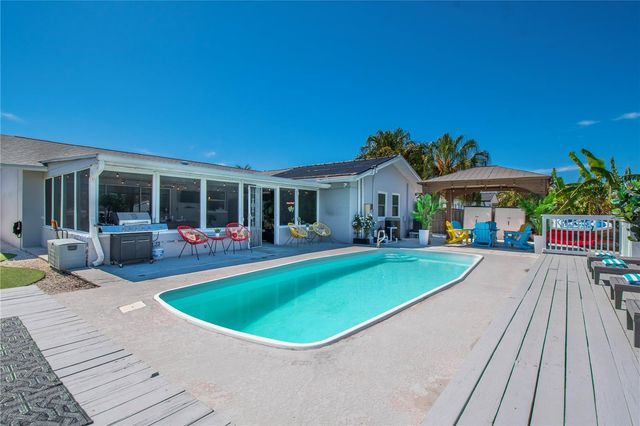 5730 IMPERIAL KEY, Tampa, FL 33615