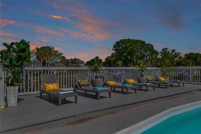5730 IMPERIAL KEY, Tampa, FL 33615