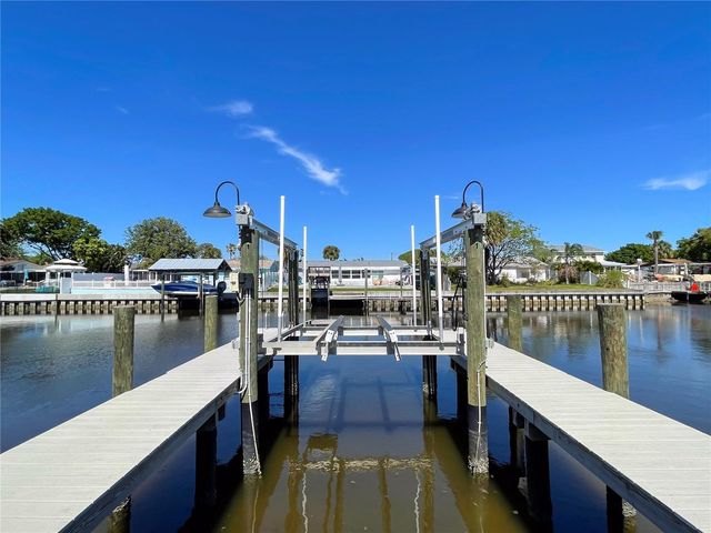 5730 IMPERIAL KEY, Tampa, FL 33615